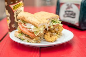 shrimp poboy